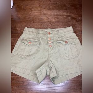 womens green cargo shorts! SIZE 7!